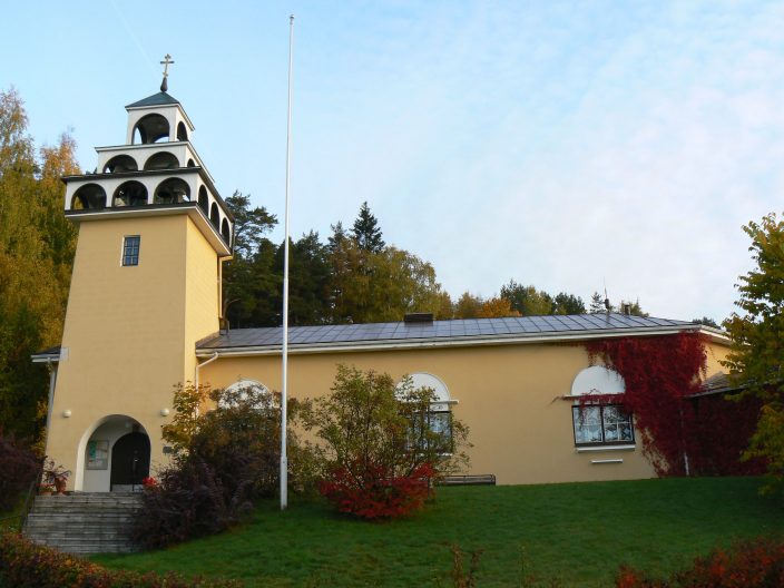 kirkko_ulkoa141004